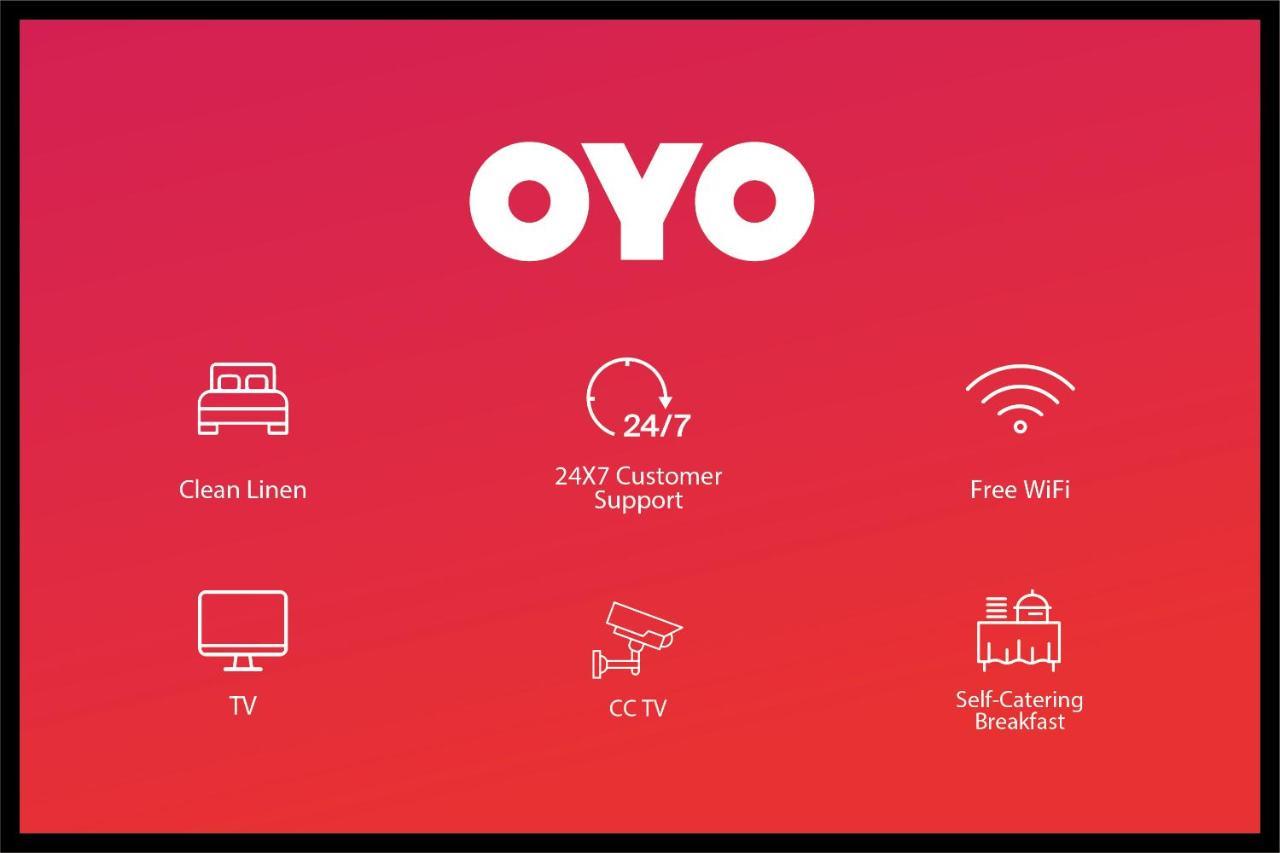Oyo 62194 Pleasure Palace Hotel Indore Esterno foto